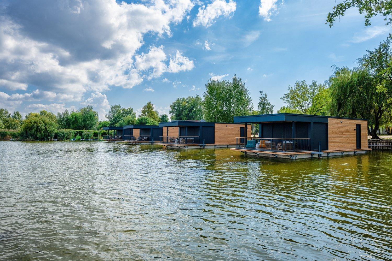 Donautica Hotel & Restaurant Fadd-Dombori ภายนอก รูปภาพ
