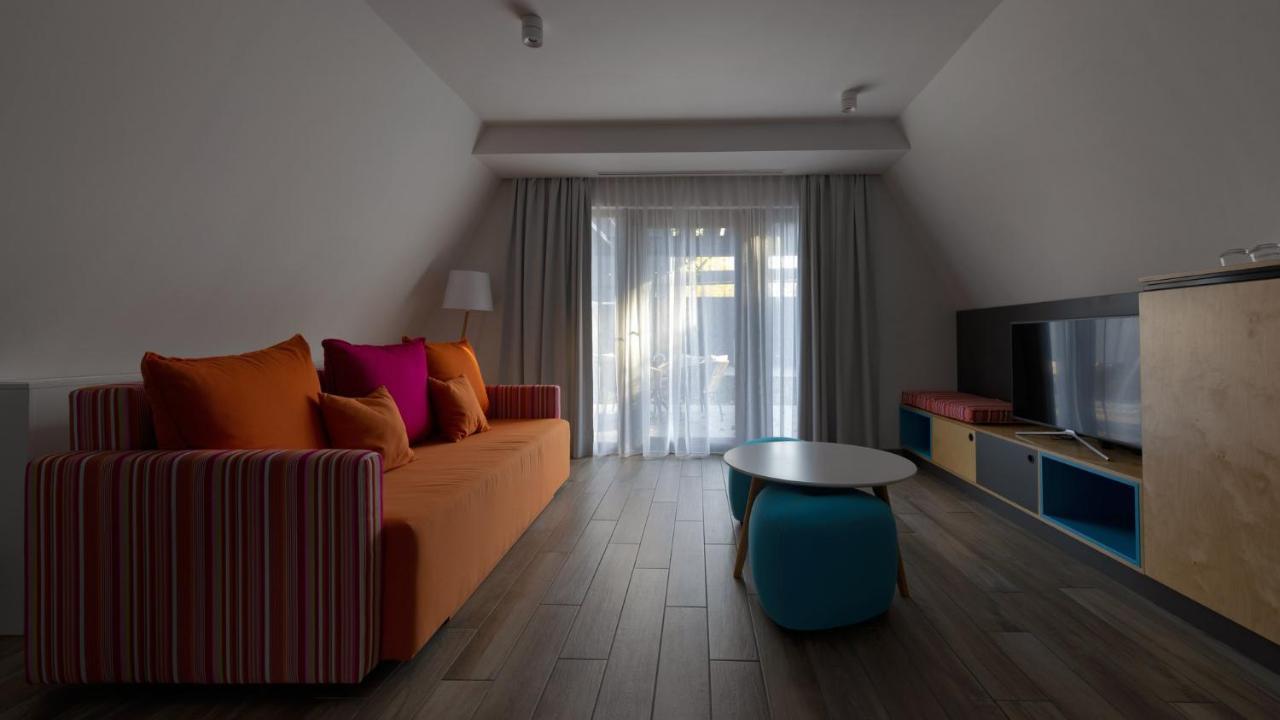Donautica Hotel & Restaurant Fadd-Dombori ภายนอก รูปภาพ