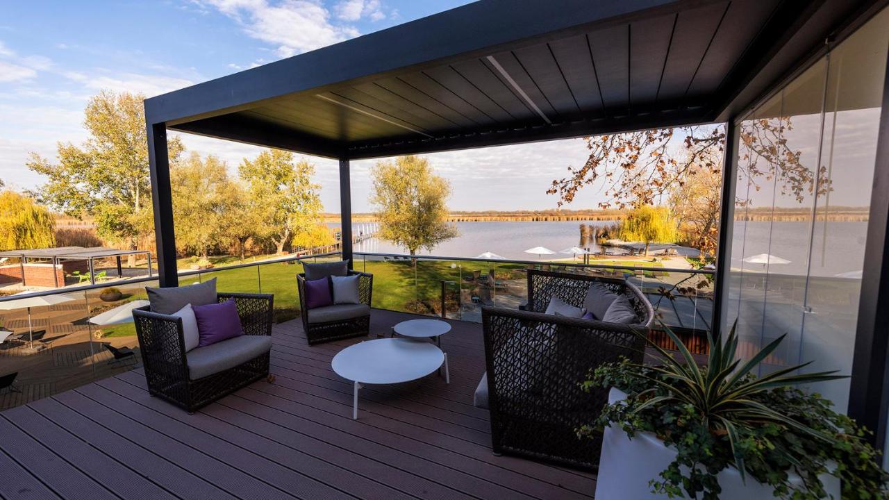 Donautica Hotel & Restaurant Fadd-Dombori ภายนอก รูปภาพ