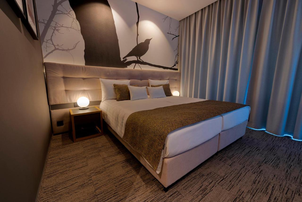 Donautica Hotel & Restaurant Fadd-Dombori ภายนอก รูปภาพ
